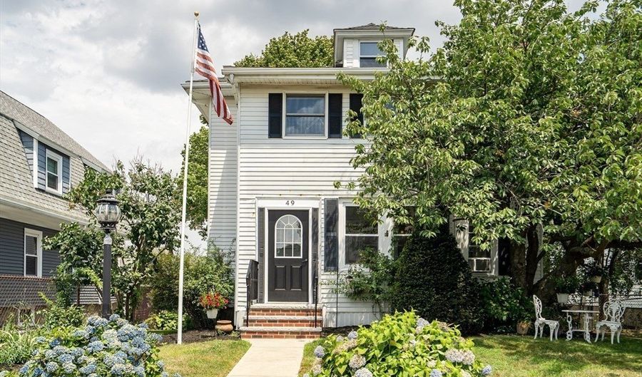 49 Greaton Rd, Boston, MA 02132 - 5 Beds, 2 Bath