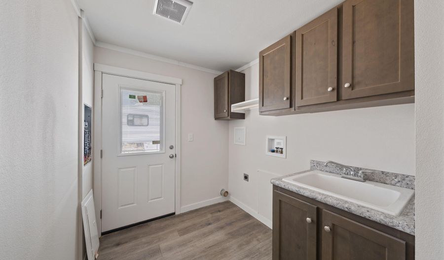 260 N Trescott St, Battle Mountain, NV 89820 - 3 Beds, 2 Bath