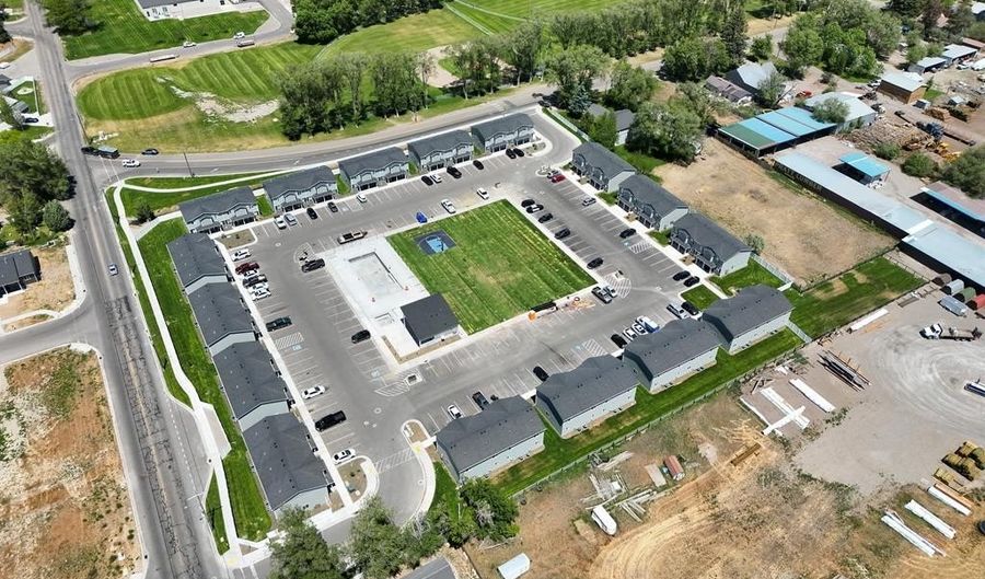 1616 Hannah Ln, Blackfoot, ID 83221 - 2 Beds, 2 Bath