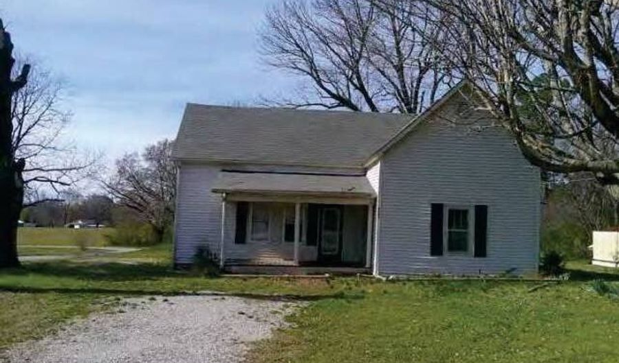 4760 Hamilton St, Atwood, TN 38220 - 1 Beds, 2 Bath