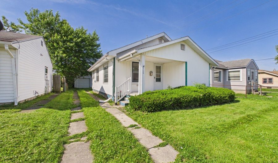 705 E 27th St, Anderson, IN 46016 - 2 Beds, 1 Bath
