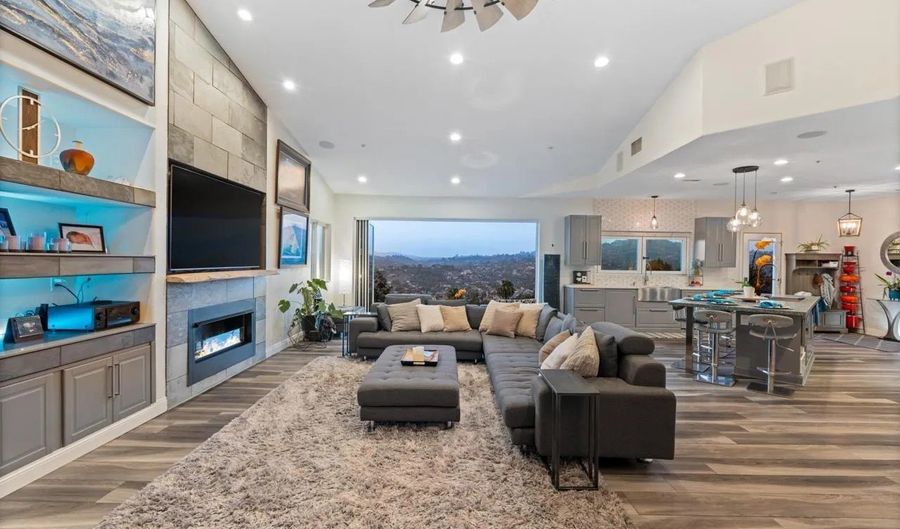 9420 Crest Dr, Spring Valley, CA 91977 - 5 Beds, 3 Bath