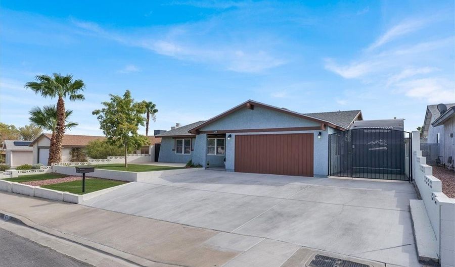 624 Hidden Valley Dr, Henderson, NV 89002 - 5 Beds, 2 Bath