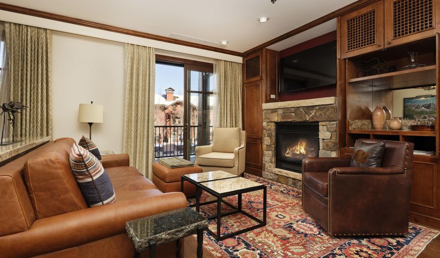 0039 Boomerang Rd Unit 8412 Summer Interest #12, Aspen, CO 81611 - 2 Beds, 3 Bath