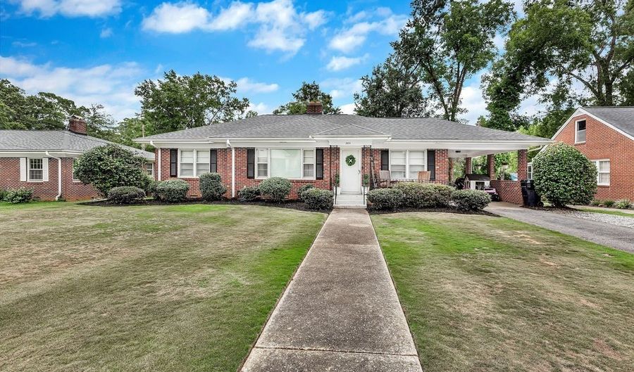 203 James St, Anderson, SC 29625 - 3 Beds, 2 Bath