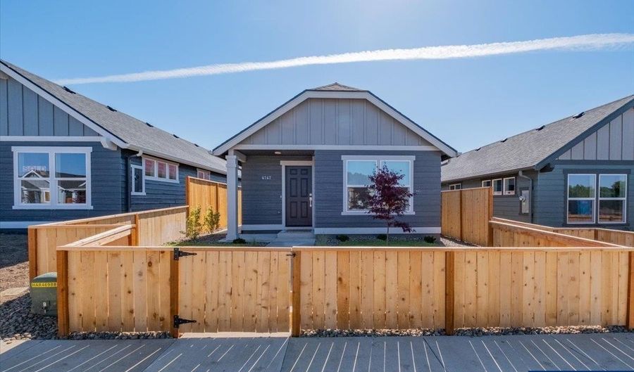 4747 Harrier St SE, Albany, OR 97322 - 3 Beds, 2 Bath