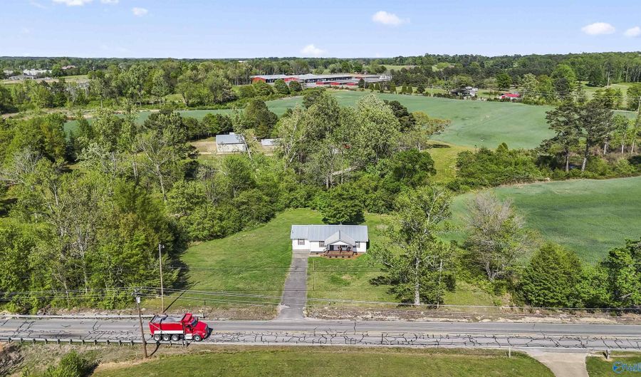 4400 Alabama Highway 205, Albertville, AL 35950 - 3 Beds, 2 Bath