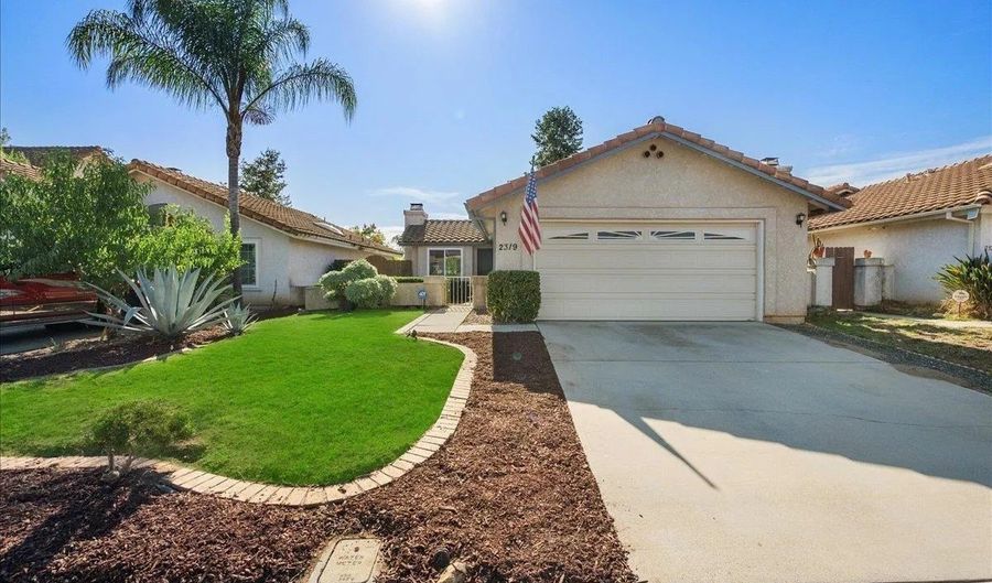 2319 Fair Oak Ct, Escondido, CA 92026 - 2 Beds, 2 Bath