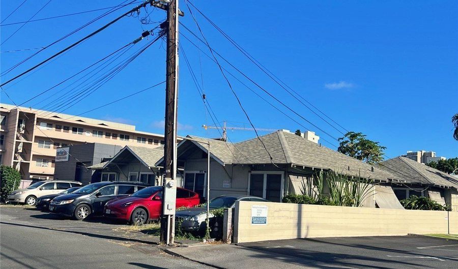 2013 Young St, Honolulu, HI 96826 - 0 Beds, 0 Bath