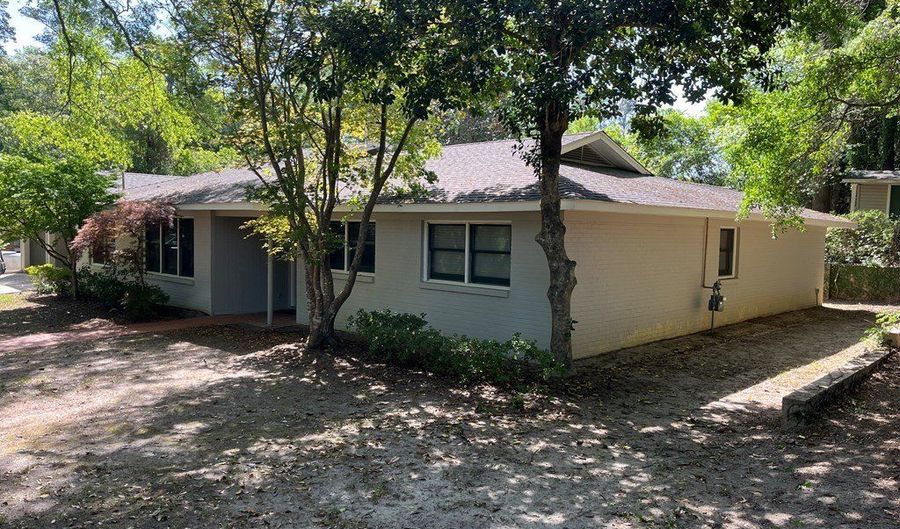 116 Jefferson Dr, Abbeville, AL 36310 - 3 Beds, 2 Bath