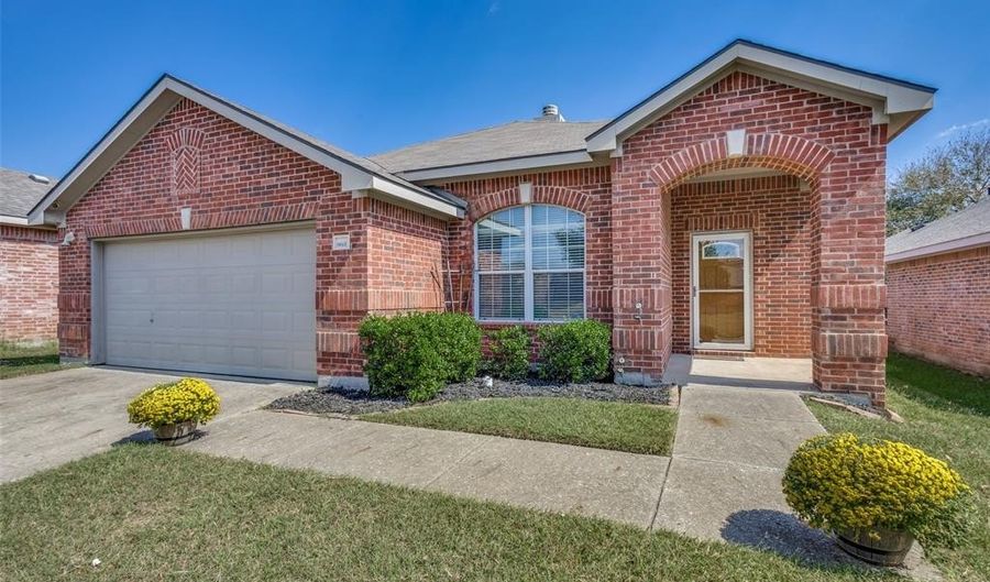 1617 Black Maple Dr, Anna, TX 75409 - 3 Beds, 2 Bath