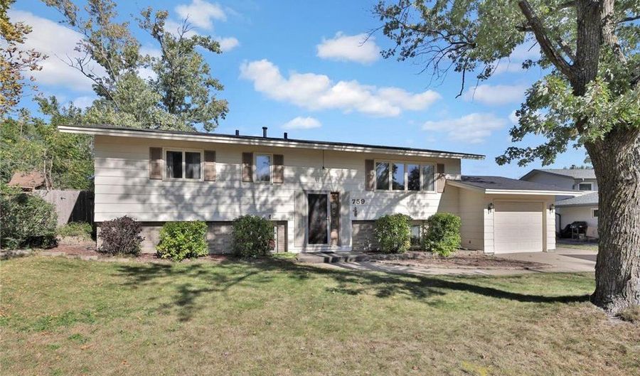 759 Hull Rd, Anoka, MN 55303 - 3 Beds, 2 Bath
