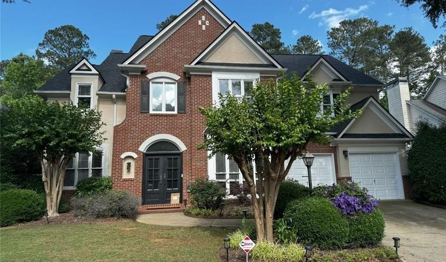 1025 Beacon Hill Xing, Alpharetta, GA 30005 - 4 Beds, 3 Bath