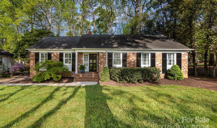 3816 Sussex Ave, Charlotte, NC 28210 - 3 Beds, 2 Bath