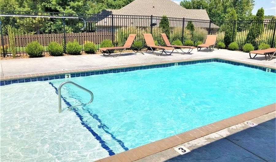 3103 NE Doyle Dr, Bentonville, AR 72712 - 4 Beds, 3 Bath