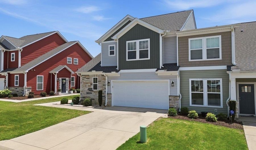 1116 Cobbler Ln, Boiling Springs, SC 29316 - 3 Beds, 3 Bath