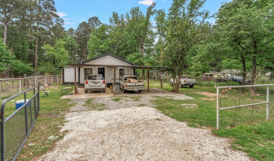 143 New Bethel Booker Rd, Benton, LA 71006 - 2 Beds, 2 Bath