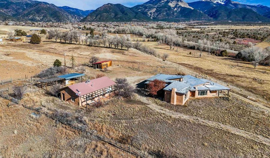 334 Hwy 150, Arroyo Seco, NM 87514 - 4 Beds, 4 Bath