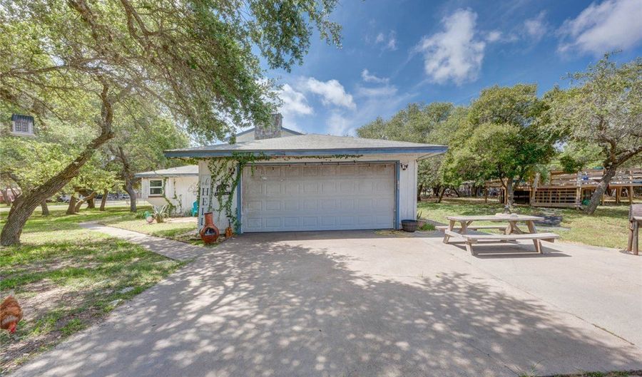 2281 County Road 1942, Aransas Pass, TX 78336 - 5 Beds, 3 Bath