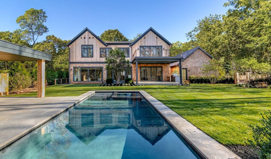 137 Cross Highway To Devon, Amagansett, NY 11930 - 7 Beds, 9 Bath
