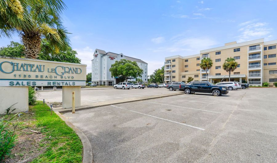 1130 Beach Blvd 404, Biloxi, MS 39530 - 3 Beds, 2 Bath