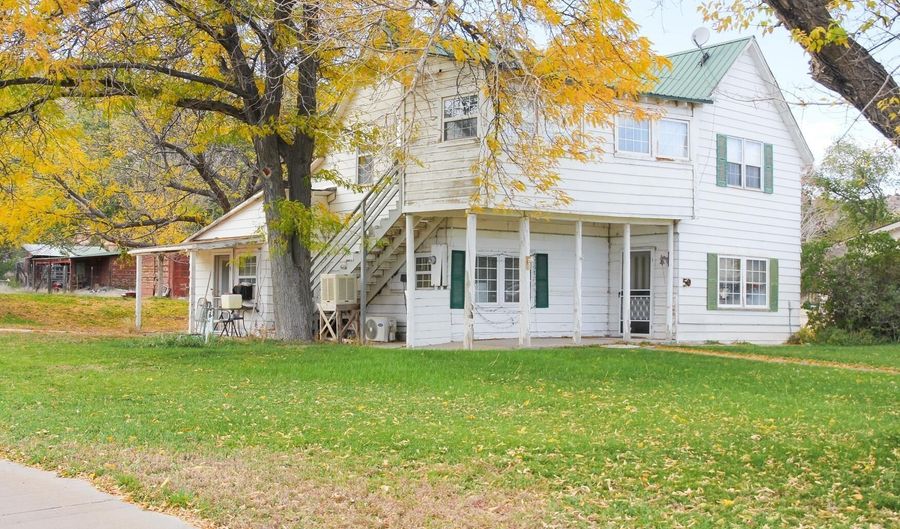 50 S Red Rock Dr, Cannonville, UT 84718 - 3 Beds, 2 Bath