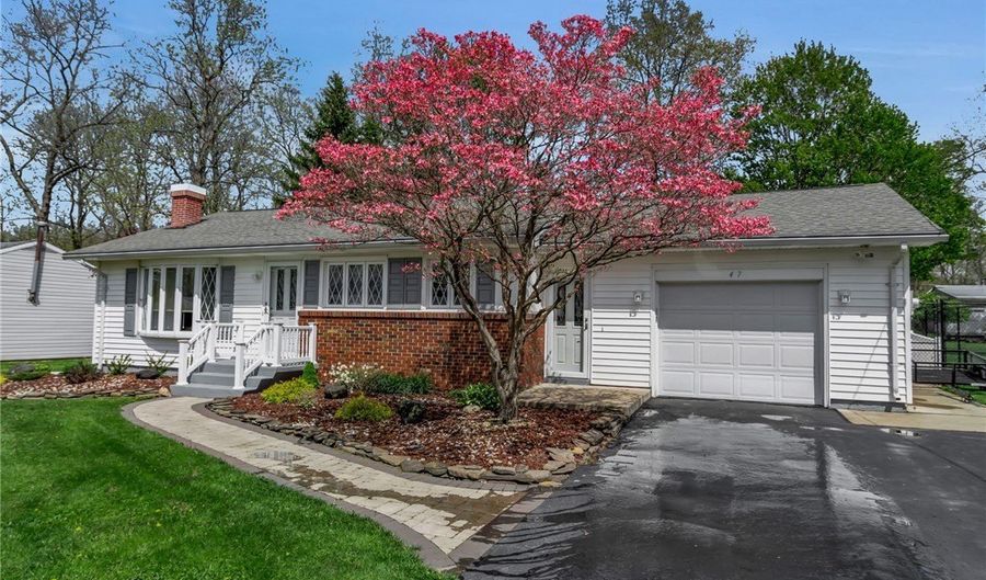47 Terrylynn Dr, Angola, NY 14006 - 2 Beds, 2 Bath