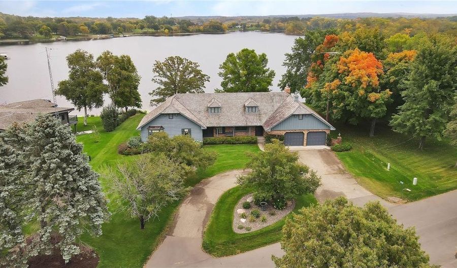 17372 Floral View Ct, Cold Spring, MN 56320 - 2 Beds, 3 Bath