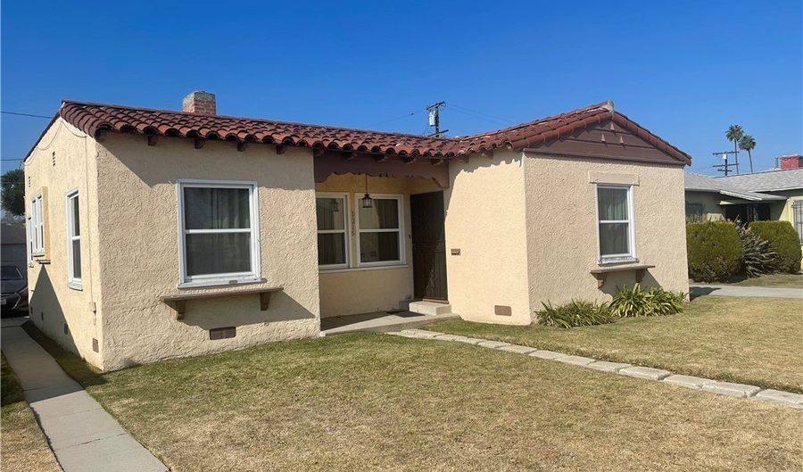 1215 N Chester, Compton, CA 90221 - 2 Beds, 1 Bath