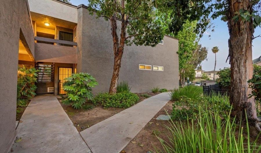 1350 N Escondido Blvd 37, Escondido, CA 92026 - 2 Beds, 2 Bath