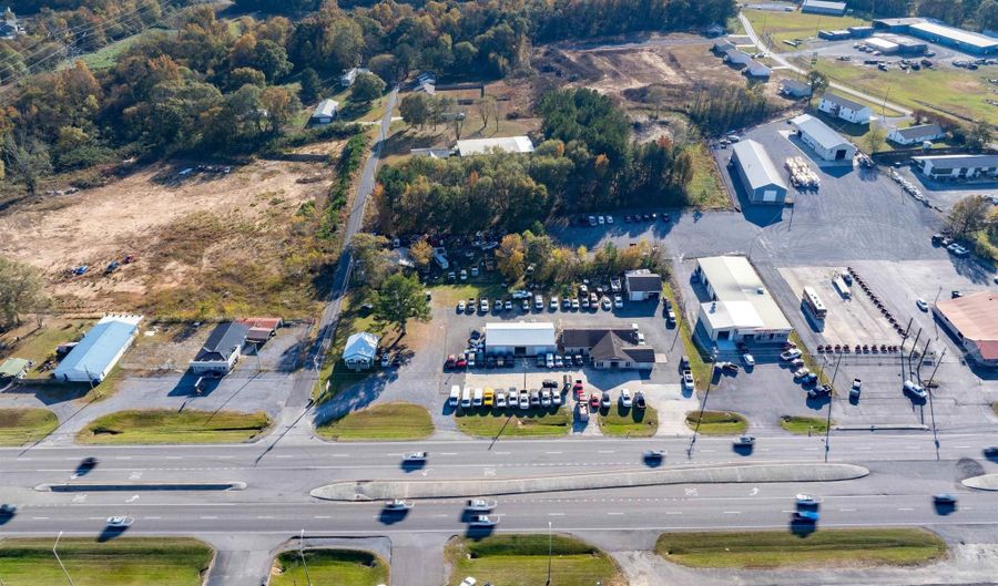 9753 9793 US Highway 431, Albertville, AL 35950 - 0 Beds, 0 Bath