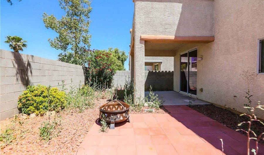 6689 Pheasant Moon St, Las Vegas, NV 89148 - 4 Beds, 3 Bath