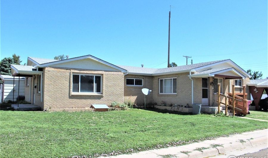602 E Fremont Ave, Akron, CO 80720 - 5 Beds, 2 Bath