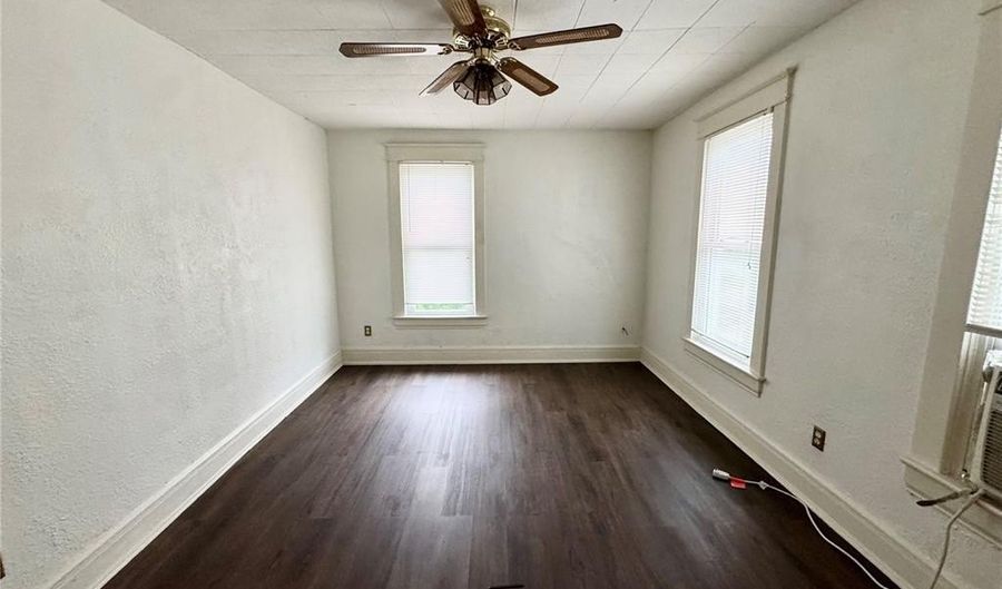 1312 Alby St A, Alton, IL 62002 - 3 Beds, 1 Bath