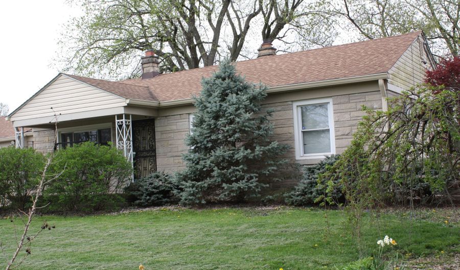 4020 S Lynhurst Dr, Indianapolis, IN 46221 - 4 Beds, 2 Bath