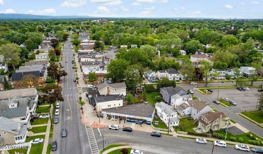 423 Quail St, Albany, NY 12208 - 0 Beds, 7 Bath