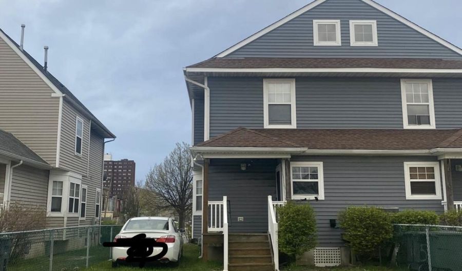 317 N Carolina Ave, Atlantic City, NJ 08401 - 3 Beds, 3 Bath