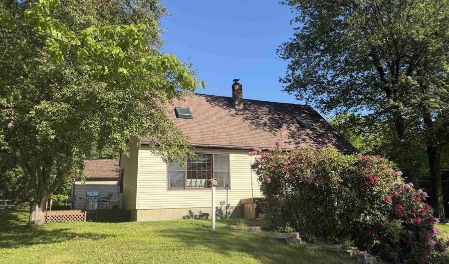 120 Carriage Hill Rd, Brattleboro, VT 05301 - 4 Beds, 2 Bath