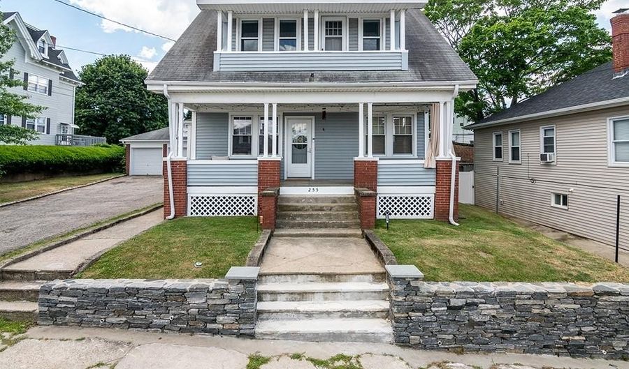 255 Farmington Ave, Cranston, RI 02920 - 3 Beds, 2 Bath