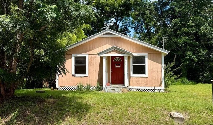 304 Opp Ave, Andalusia, AL 36420 - 3 Beds, 1 Bath