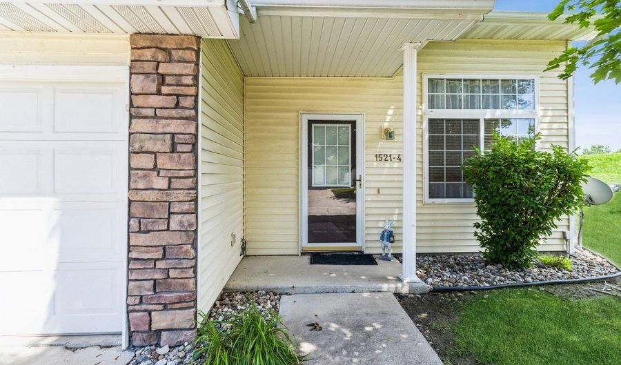 1521 SE Delaware Ave 4, Ankeny, IA 50021 - 2 Beds, 2 Bath