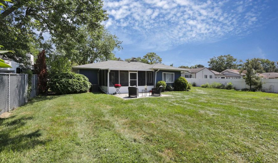 1205 Kenwick Rd, Columbus, OH 43209 - 3 Beds, 2 Bath