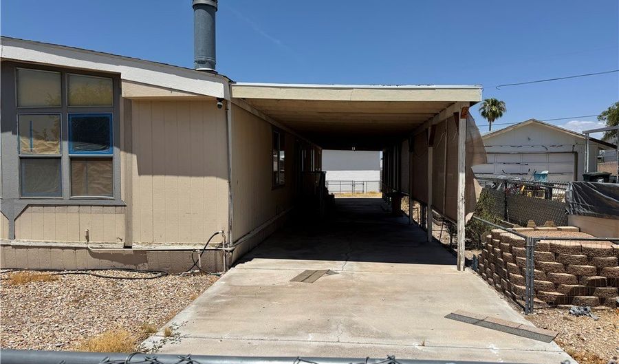 1287 Gemstone Ave, Bullhead City, AZ 86442 - 2 Beds, 2 Bath