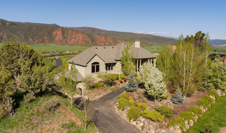 587 Hillcrest Dr, Basalt, CO 81621 - 4 Beds, 4 Bath