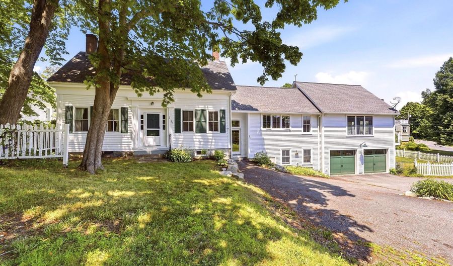 300 Front St, Bath, ME 04530 - 3 Beds, 2 Bath