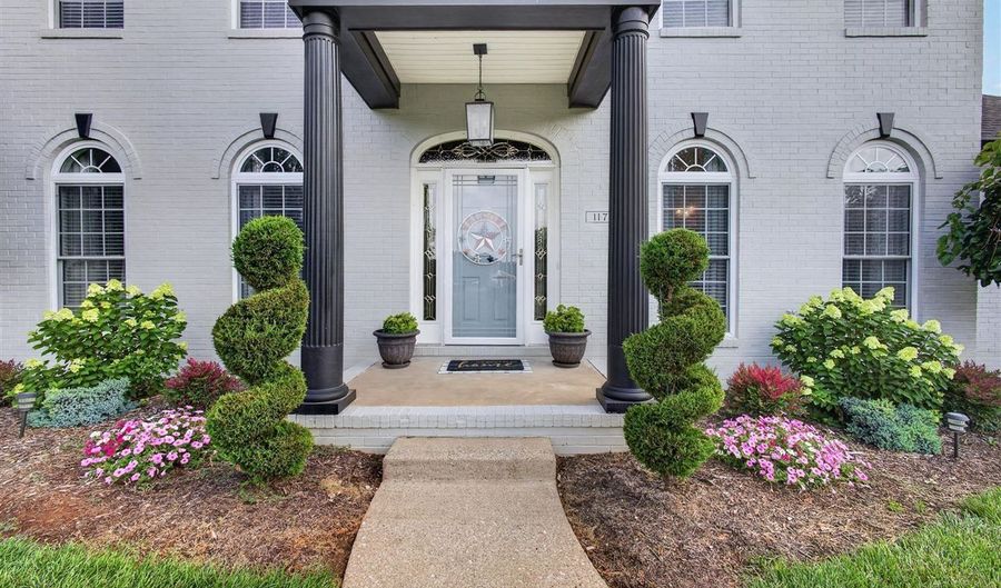 117 Traylin Ct, Alvaton, KY 42122 - 5 Beds, 4 Bath