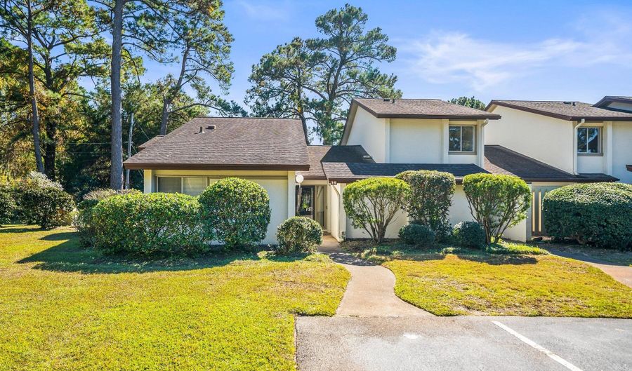 1 Marsh Harbor Dr A, Beaufort, SC 29907 - 2 Beds, 2 Bath