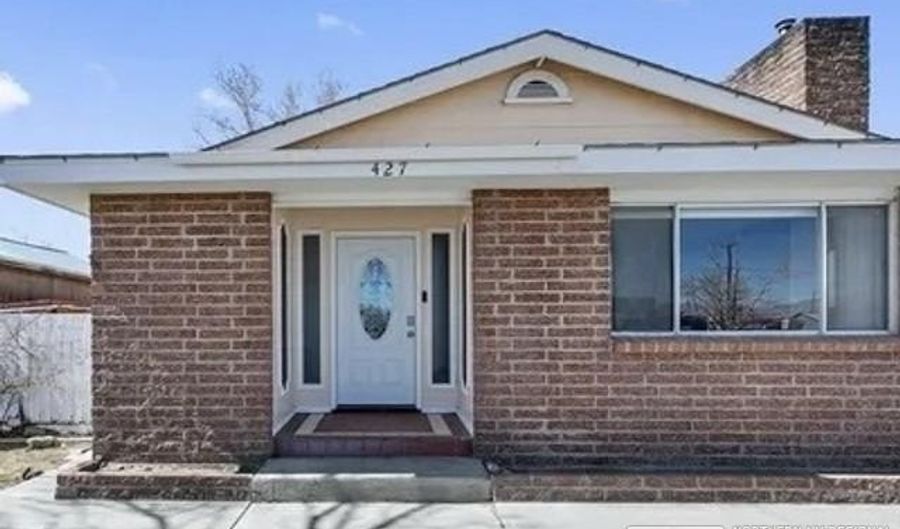427 D St, Hawthorne, NV 89415 - 4 Beds, 2 Bath