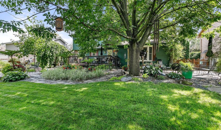 918 SE Peterson Dr, Ankeny, IA 50021 - 4 Beds, 3 Bath