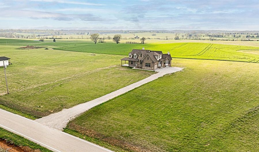 1683 Taylor Barrow Rd, Auburn, KY 42206 - 4 Beds, 3 Bath